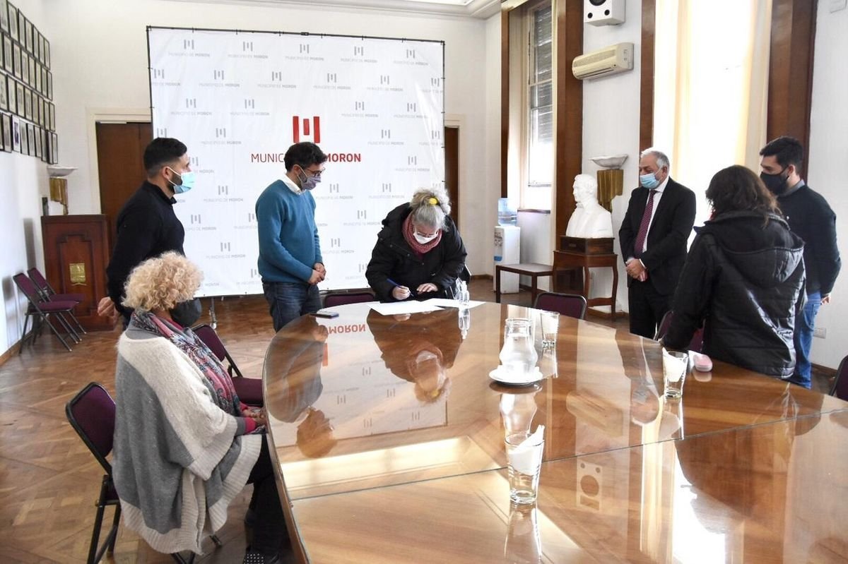En las &uacute;ltimas horas se firm&oacute; un acuerdo para la relocalizaci&oacute;n del Refugio de El Palomar pero todav&iacute;a no se conoce el lugar