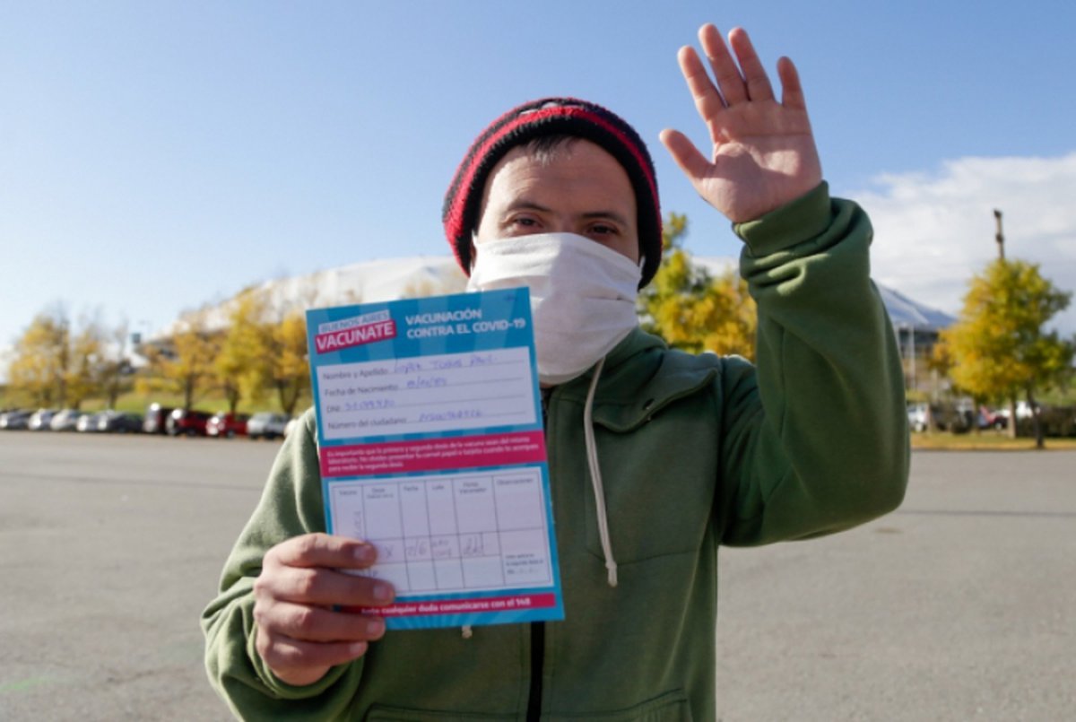 El programa Buenos Aires Vacunate de la Provincia super&oacute; ayer a los seis millones de bonaerenses inmunizados contra el Covid-19 con la primera dosis.