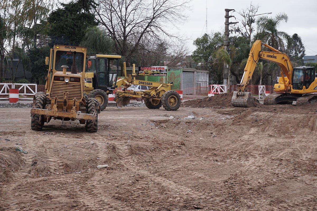 Men&eacute;ndez y Katopodis recorrieron el inicio de obra de la continuaci&oacute;n de la Ruta 1003, que conectar&aacute; con la Ruta 21 y con la Autopista Presidente Per&oacute;n, en Merlo.