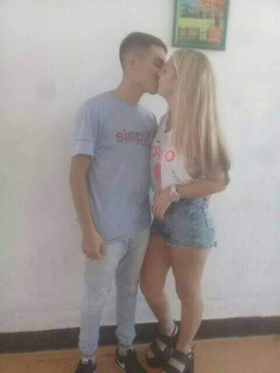 Nahir Galarza junto a Mat&iacute;as Caudana