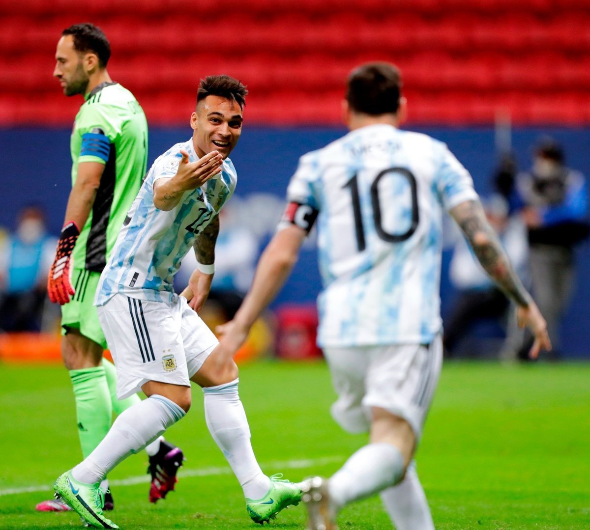 Asistencia de Messi y nuevo gol de Lautaro Mart&iacute;nez