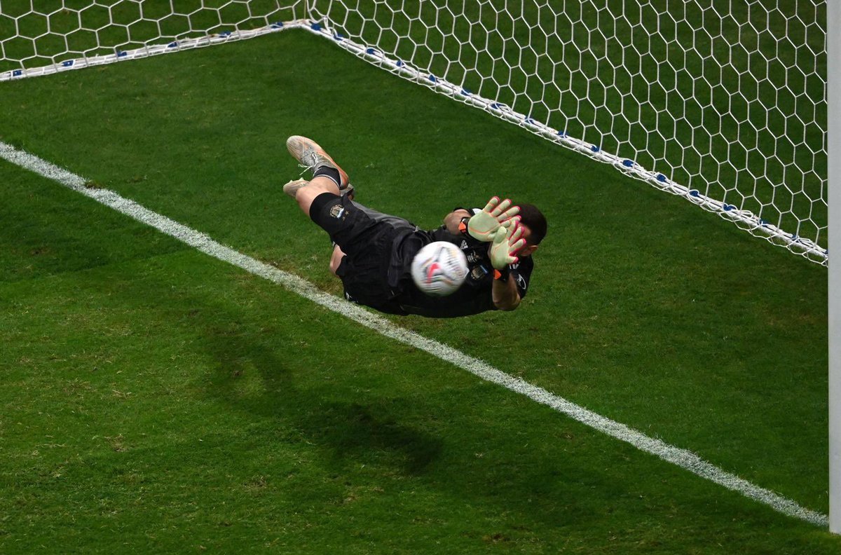 Manos firmes para sacar el penal y meter a la Argentina en la final de la Copa Am&eacute;rica
