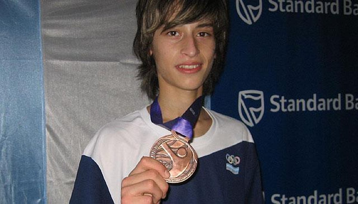 Un juvenil Lucas Guzm&aacute;n bronce en Singapur 2010