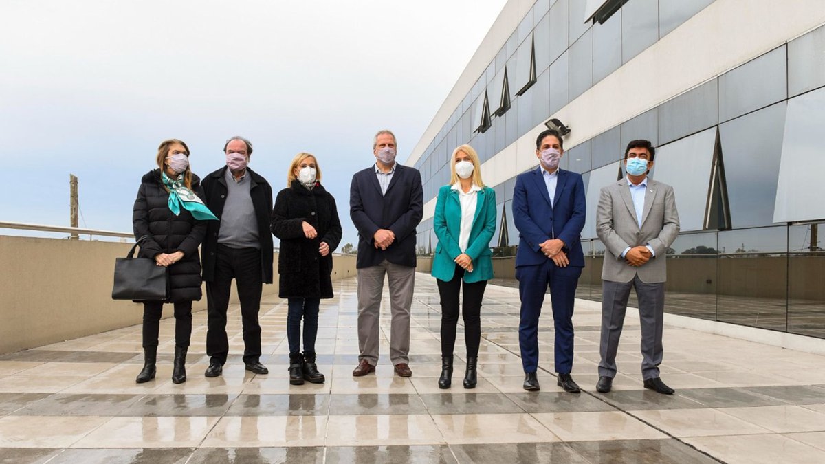 La inauguraci&oacute;n del Centro Universitario de Gonz&aacute;lez Cat&aacute;n