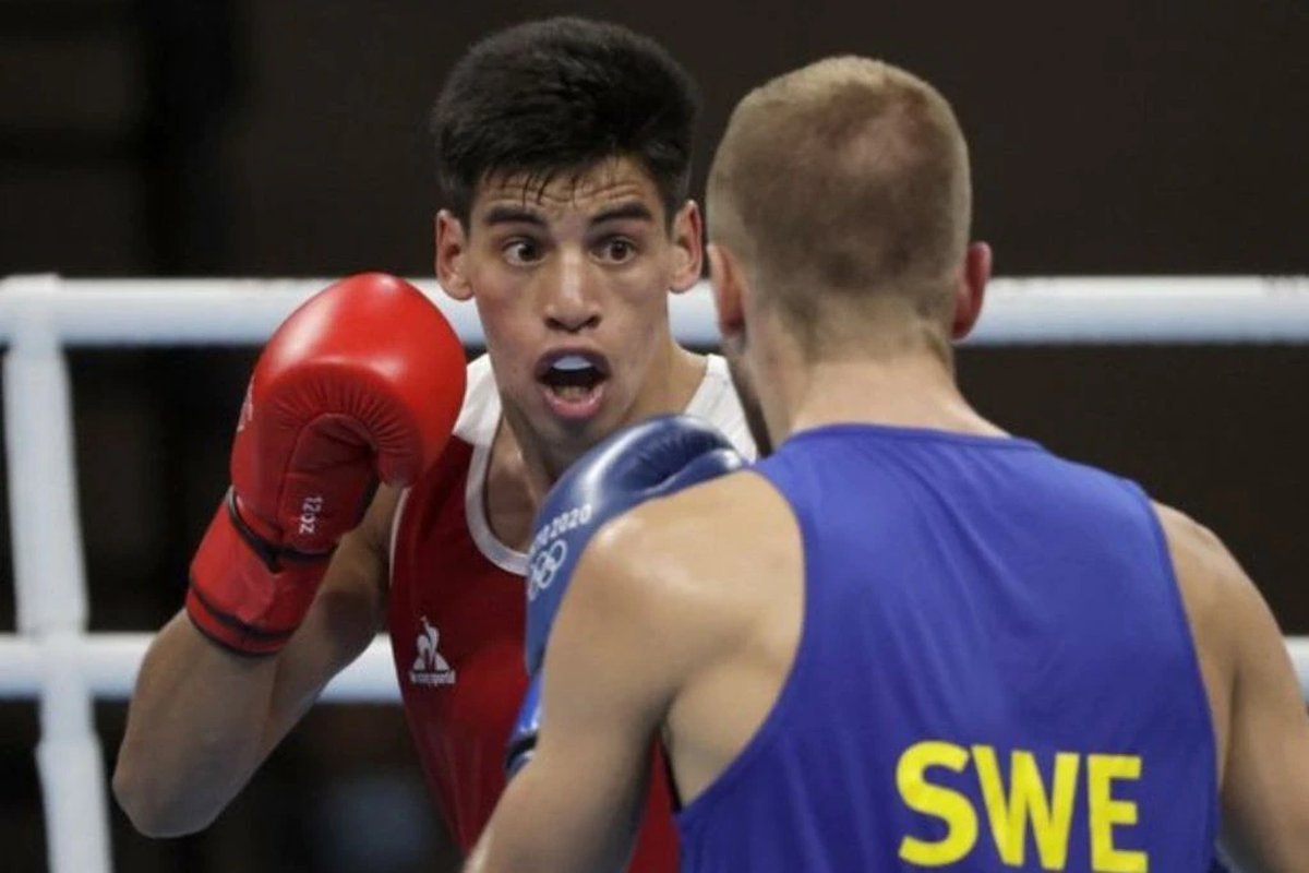 El boxeador de Argentina Francisco Ver&oacute;n alcanz&oacute; los octavos de final de los Juegos Ol&iacute;mpicos de Tokio 2020 al vencer hoy al sueco Adam Chartoi por 3-0