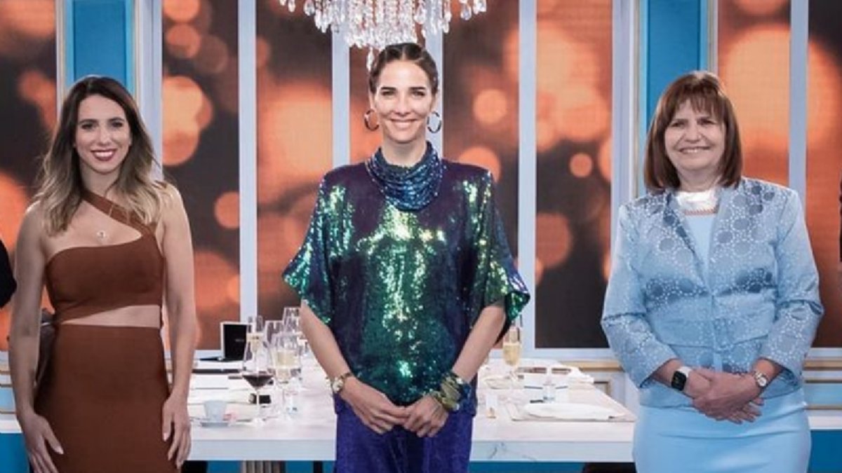 Un inhabitual cruce en TV se produjo este s&aacute;bado en La noche de Mirtha entre la precandidata a diputada bonaerense y artista, Cinthia Fern&aacute;ndez y la titular del PRO, Patricia Bullrich, en torno a la visitas a Olivos y a las agresiones a Florencia Pe&ntilde;a.