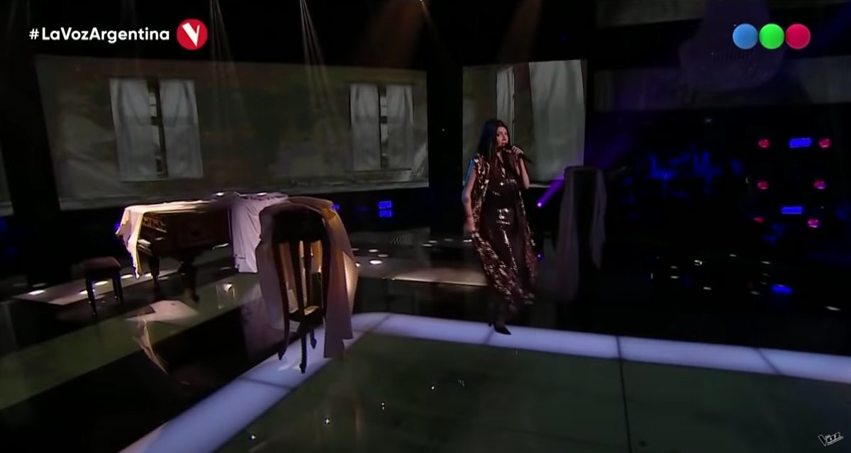 La vecina de Ramos Mej&iacute;a se posiciona entre los mejores cuatro cantantes del equipo de Lali Esp&oacute;sito, y est&aacute; a un paso de la gran final en La Voz Argentina.