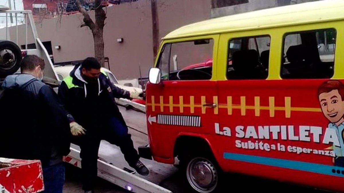 El veh&iacute;culo de Diego Santilli, precandidato a Diputado Nacional por Juntos en la provincia, sufri&oacute; un desperfecto mec&aacute;nico.