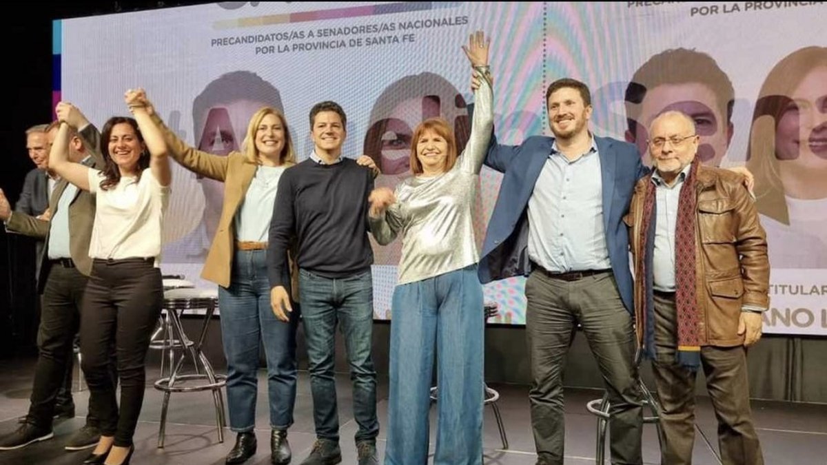 Tensiones en la lista "Santa Fe nos une" de Cambiemos: m&aacute;s que unidos, los compa&ntilde;eros de f&oacute;rmula se mostraron separados en el cierre de campa&ntilde;a por las elecciones