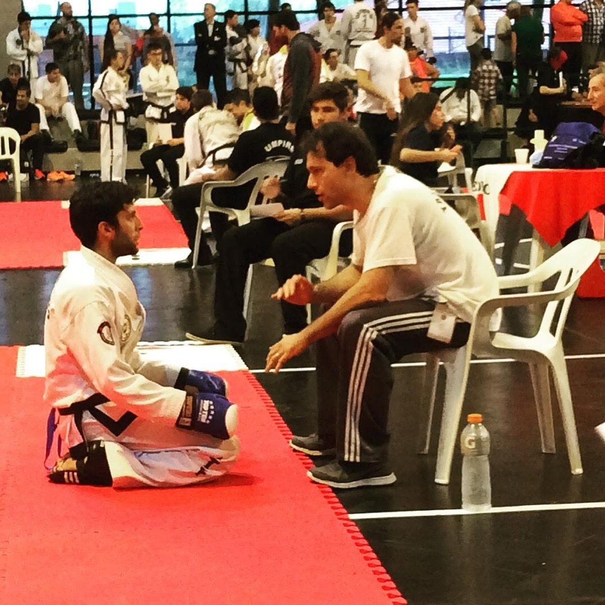 Emiliano V&aacute;zquez y su entrenador: una relaci&oacute;n de mutuo crecimiento