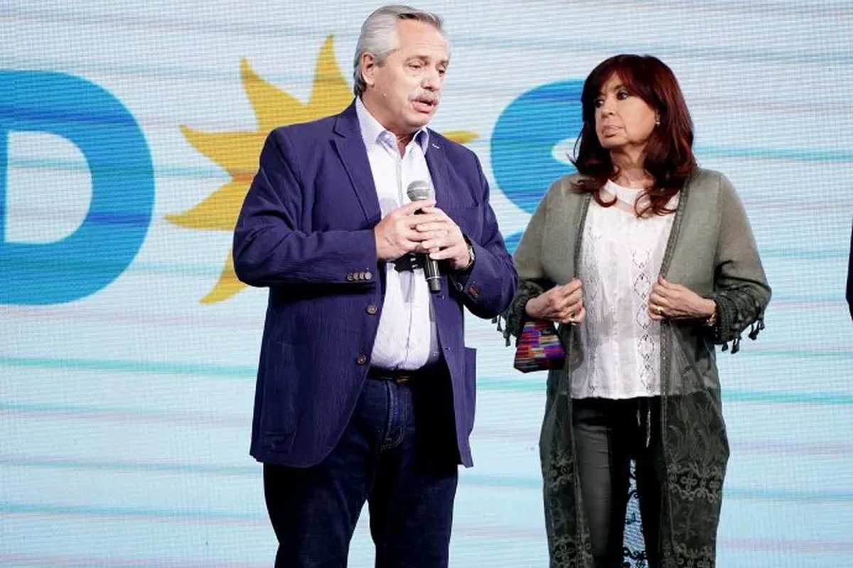 Cristina Kirchner rompi&oacute; el silencio tras la renuncia masiva de ministros que le responden en el Gobierno.