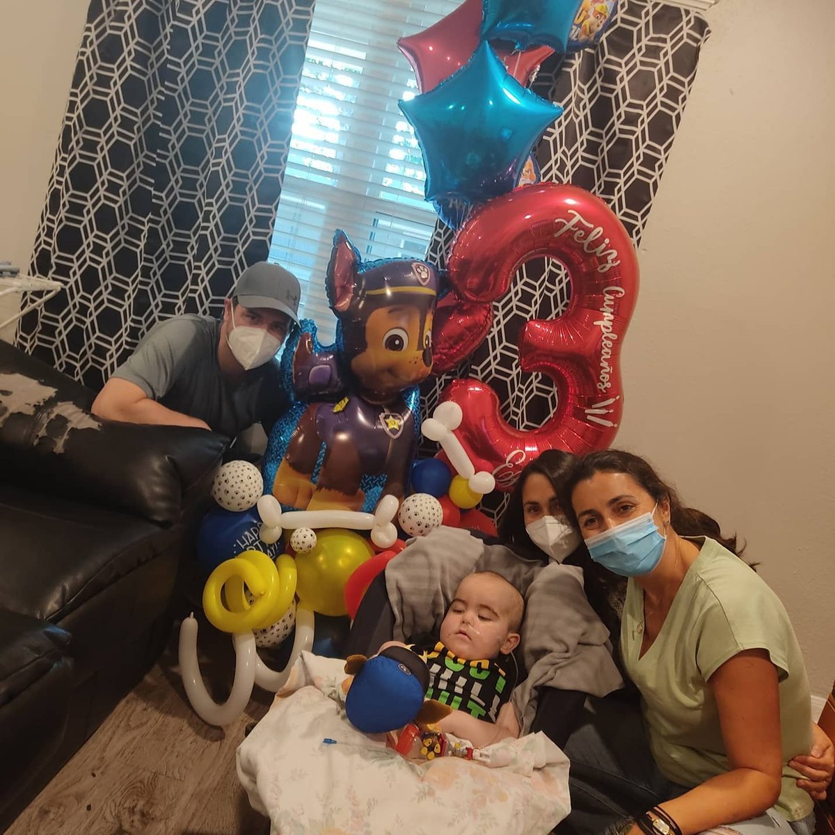 Ezra y su familia viajaron desde Luj&aacute;n a los Estados Unidos 