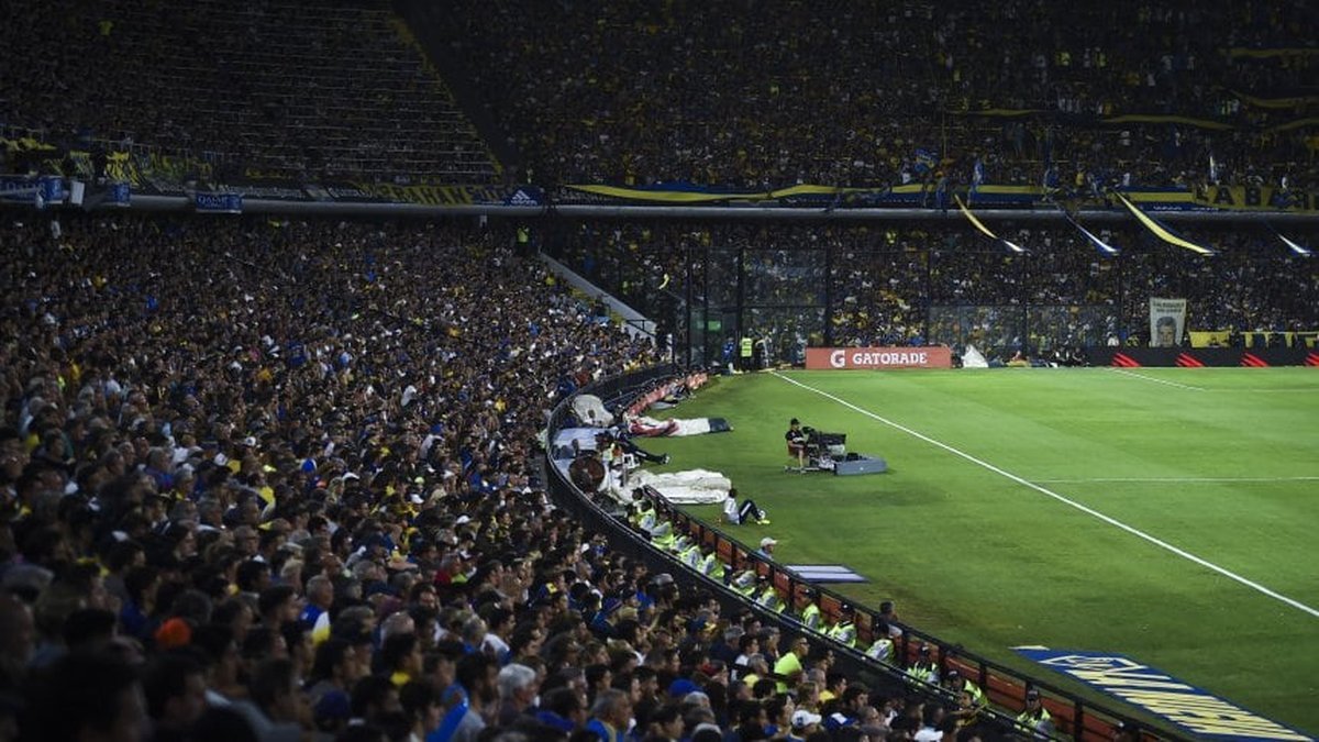 El Gobierno ratific&oacute; que se habilitar&aacute; el 50% del aforo en las canchas y dispuso que los hinchas que asistan tengan al menos una de las dos dosis para poder ingresar.