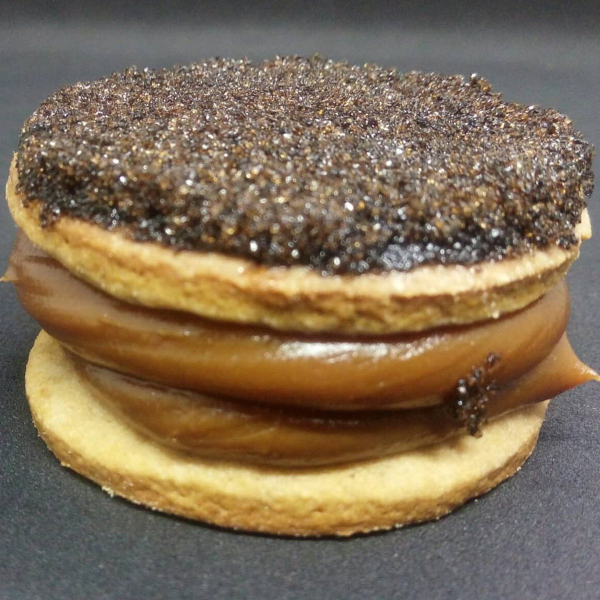 Tortitas negras en alfajor