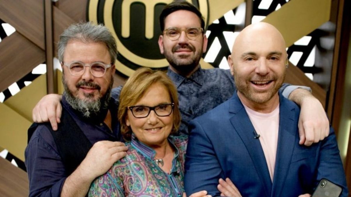 El jurado de Masterchef Celebrity, con la participaci&oacute;n especial de Dolly Irigoyen.