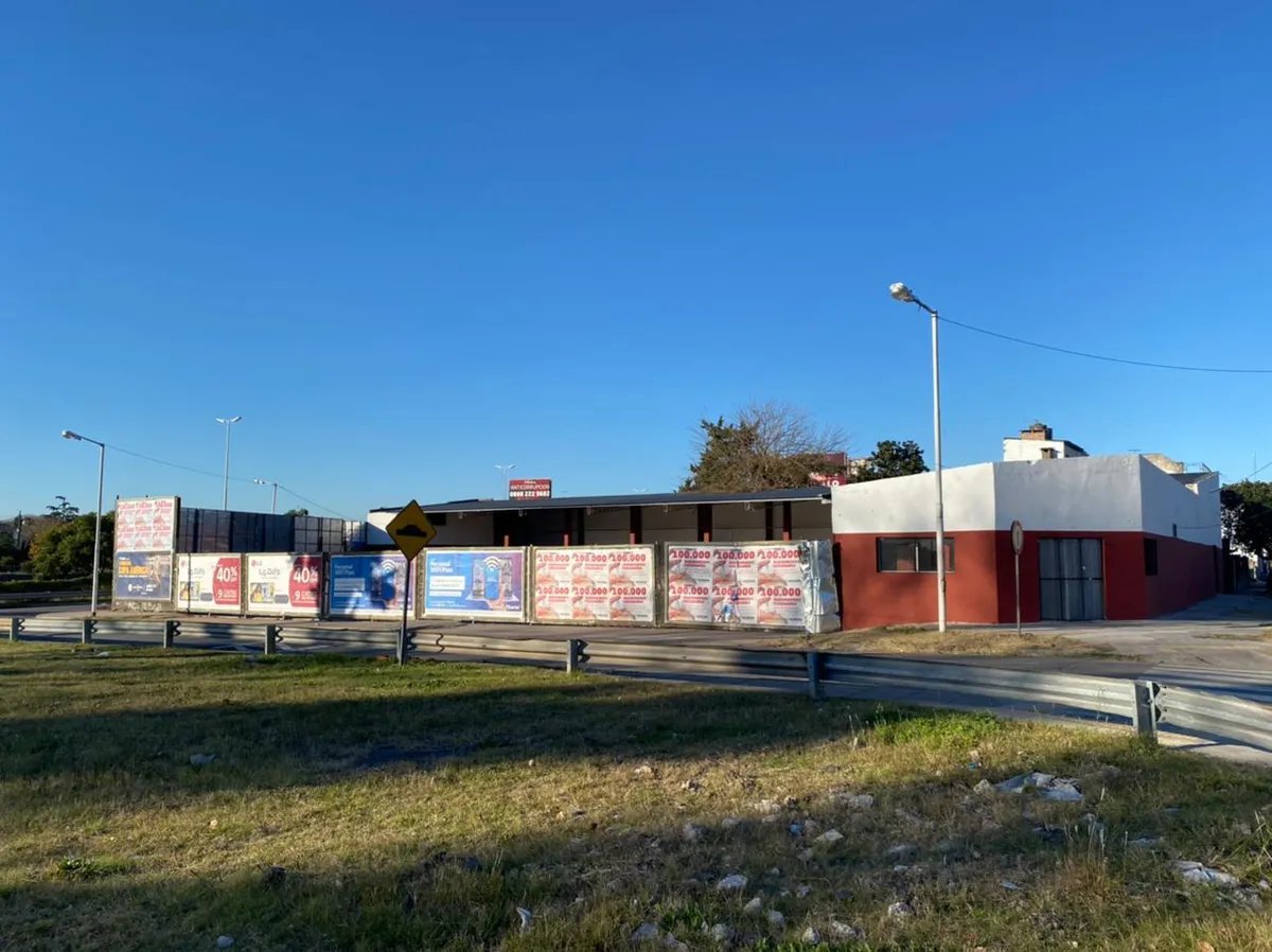 El Municipio de Mor&oacute;n firm&oacute; convenios para construir este espacio en Haedo que estar&aacute; destinados a comerciantes locales.
