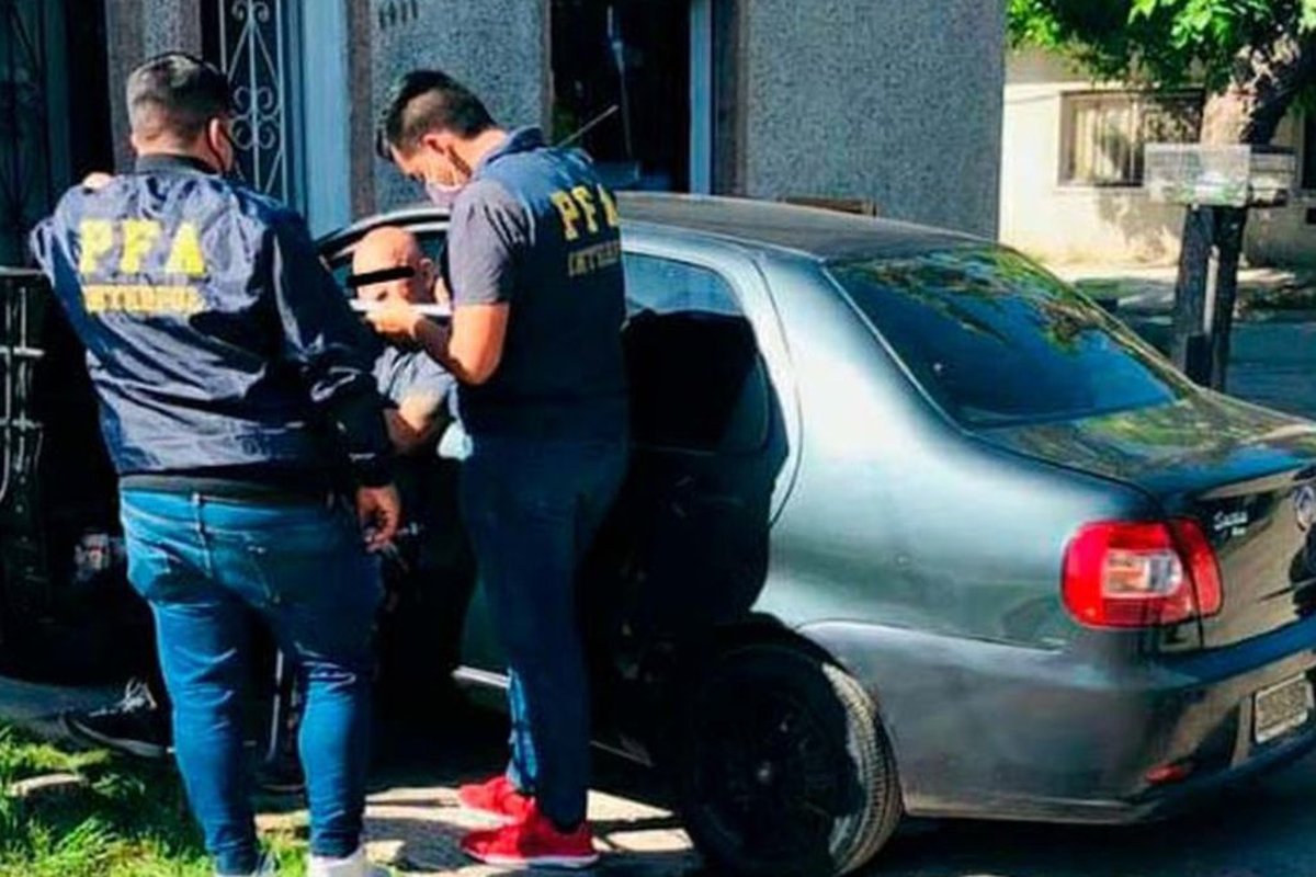 Detuvieron a un venezolano que se radicaba en Mor&oacute;n y hab&iacute;a mandado a matar a un delincuente. Los sicarios confundieron a la v&iacute;ctima.