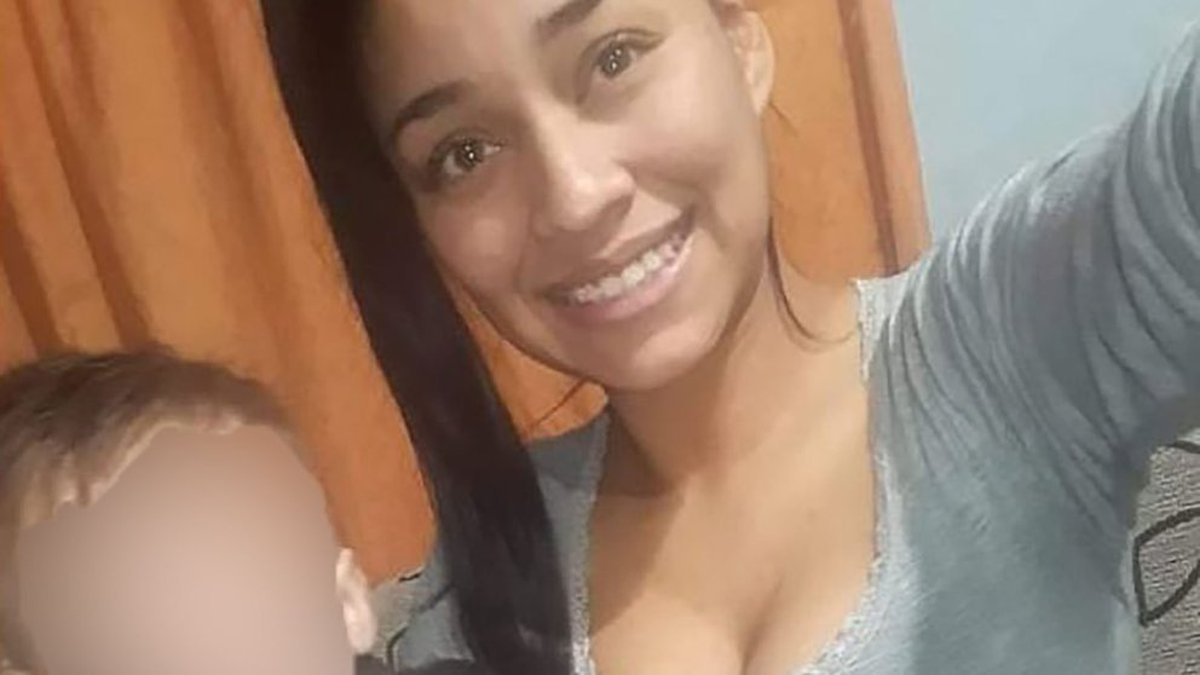 Merlo: Una polic&iacute;a federal mat&oacute; a su beb&eacute; y se suicid&oacute;.