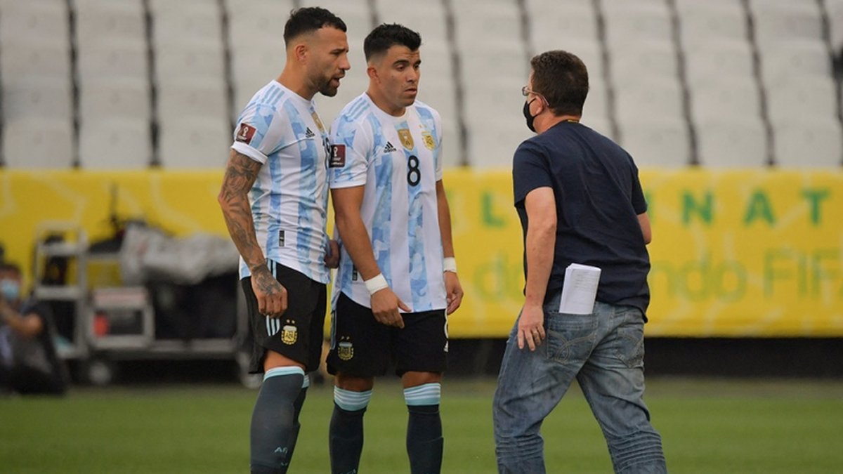 El &uacute;ltimo Argentina-Brasil fue suspendido a menos de 10 minutos de su inicio