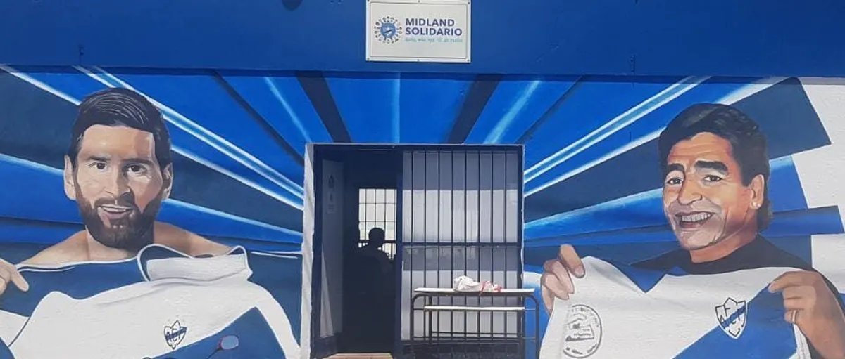 En el cumplea&ntilde;os de Maradona recordamos uno de los murales en el Oeste