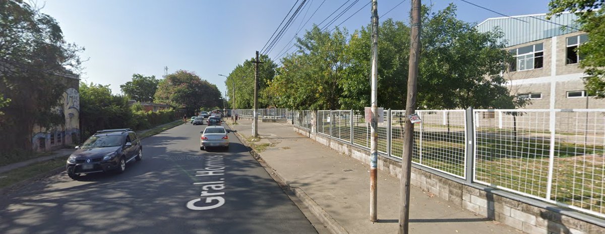 La avenida General Hornos llegando a la v&iacute;a suele ser una zona complica de Caseros