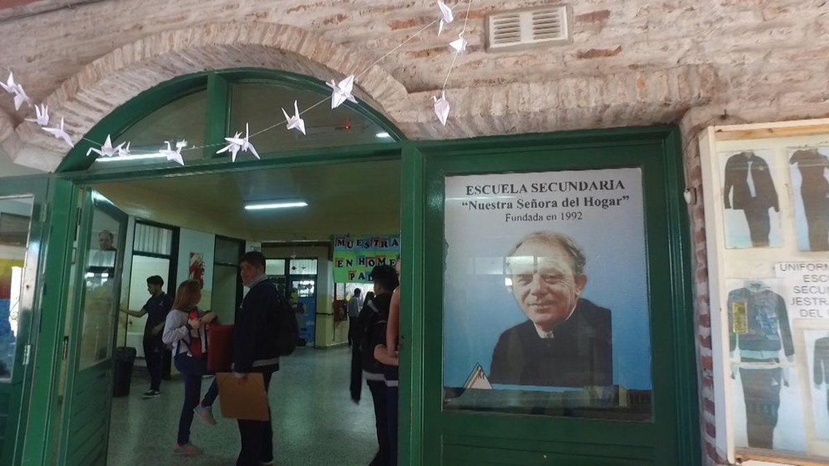 La escuela del Padre Mario en Gonz&aacute;lez Cat&aacute;n