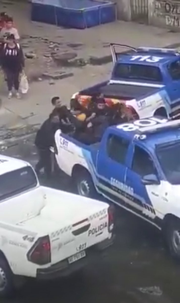 Balearon a un agente municipal de Tres de Febrero tras una persecuci&oacute;n.