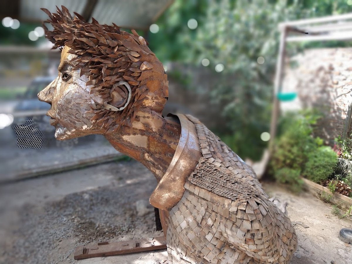 La escultura en la que est&aacute; trabajando actualmente