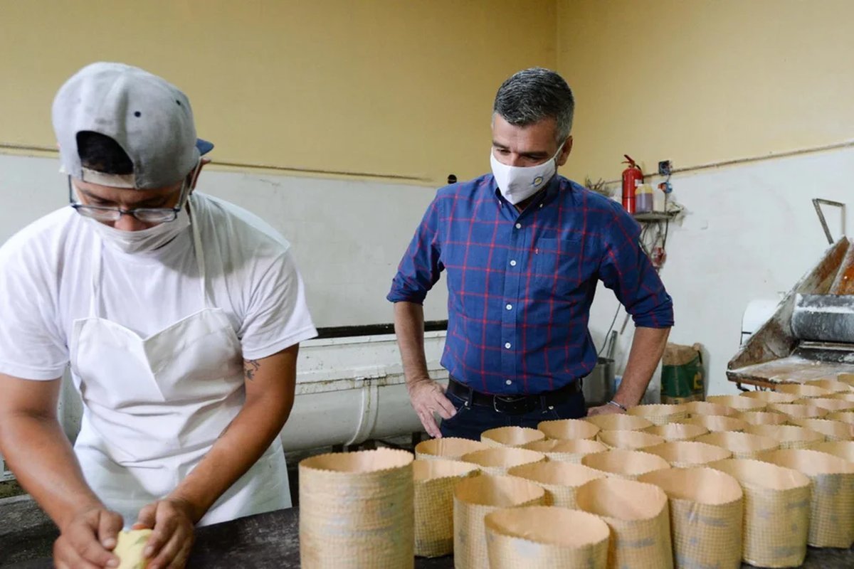 El gobierno lanz&oacute; el programa Pan Dulce Solidario