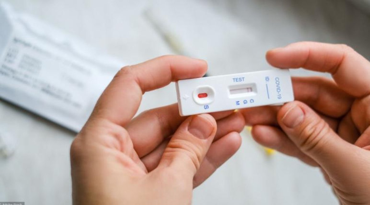 Los autotest fueron aprobados por la ANMAT. El ministro de Salud de la provincia critic&oacute; la decisi&oacute;n.