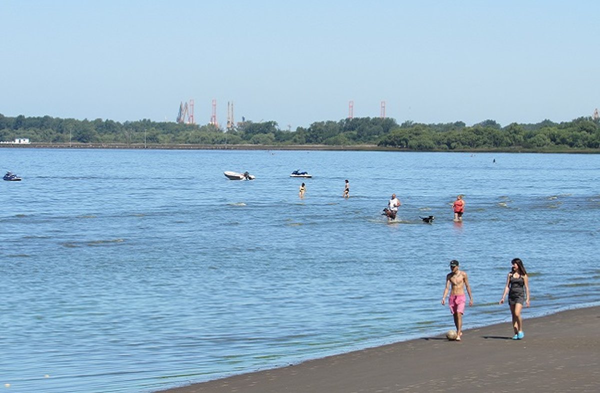 Turismo, las playas de Punta Lara, provincia de Buenos Aires