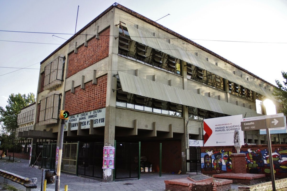Mujeres de Mor&oacute;n vinculadas al trabajo por la educaci&oacute;n fueron homenajeadas.
