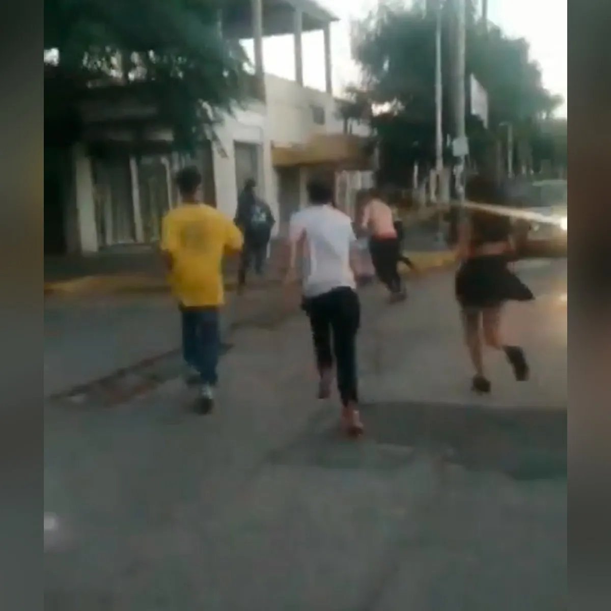 Brutal golpiza a la salida de un boliche en Aldo Bonzi.