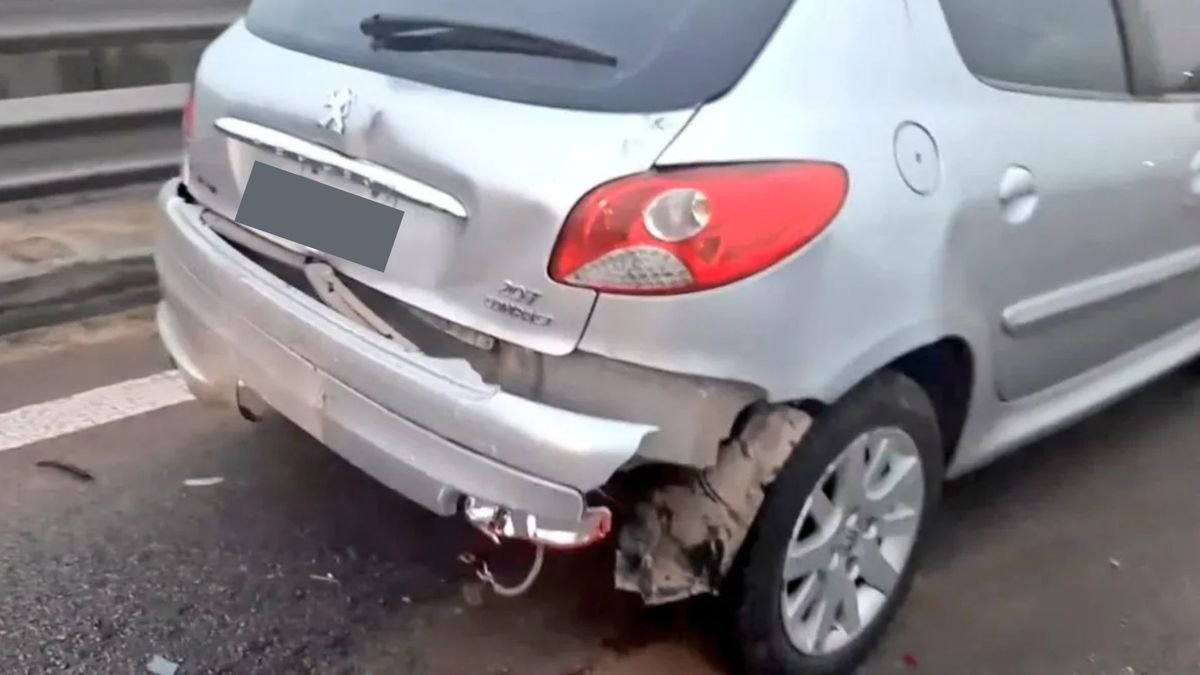 Triple choque en Acceso Oeste.