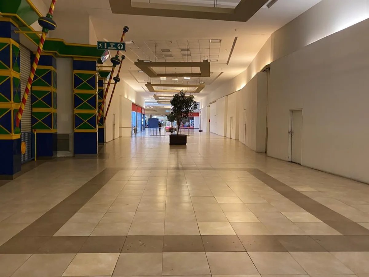 Vecinos de Haedo debatieron por posibles soluciones a la situaci&oacute;n del Al Oeste Shopping