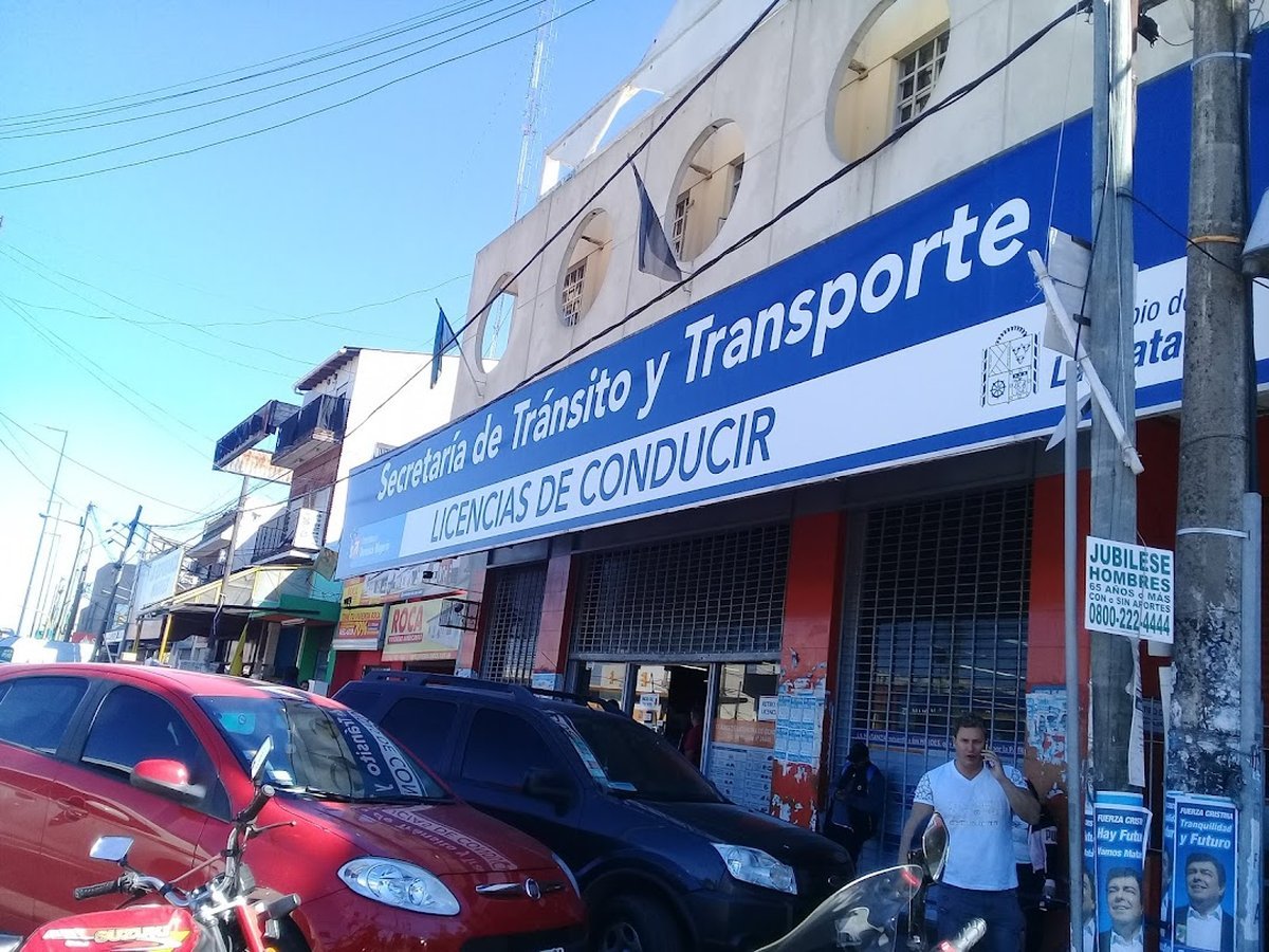 Largas colas para renovar el registro en La Matanza y quejas de los vecinos por lo vivido en San Justo