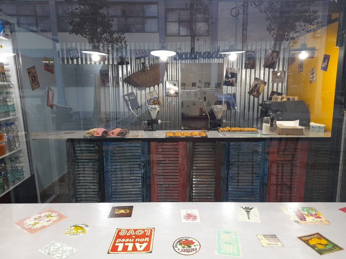 Churros Salvador lleg&oacute; a Merlo luego de iniciar su camino en Pontevedra