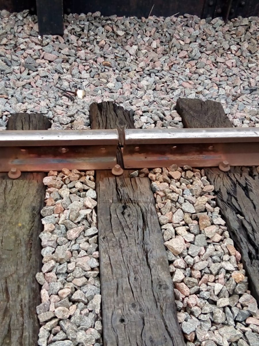 Acto de vandalismo en las v&iacute;as del tren. Foto: Trenes Argentinos.