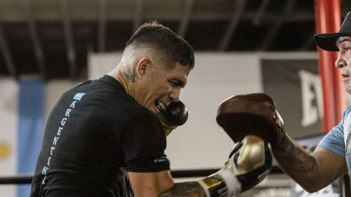 Brian Casta&ntilde;o buscar&aacute; hacer historia en California frente al campe&oacute;n mundial Jermell Charlo.