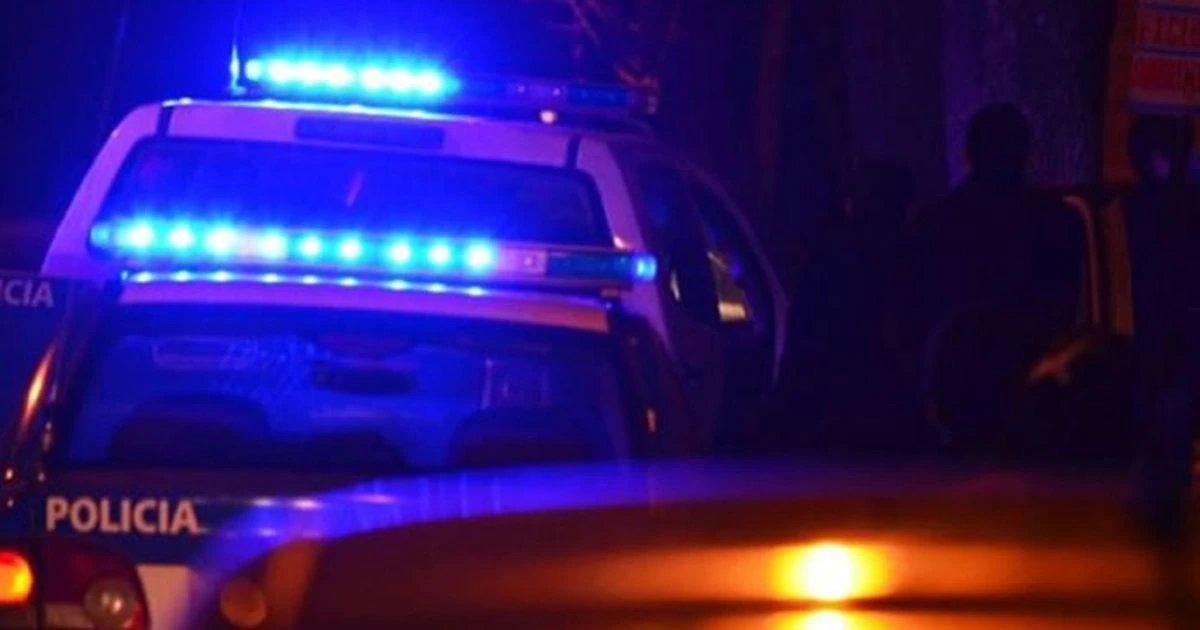 Balearon a un taxista en Merlo.