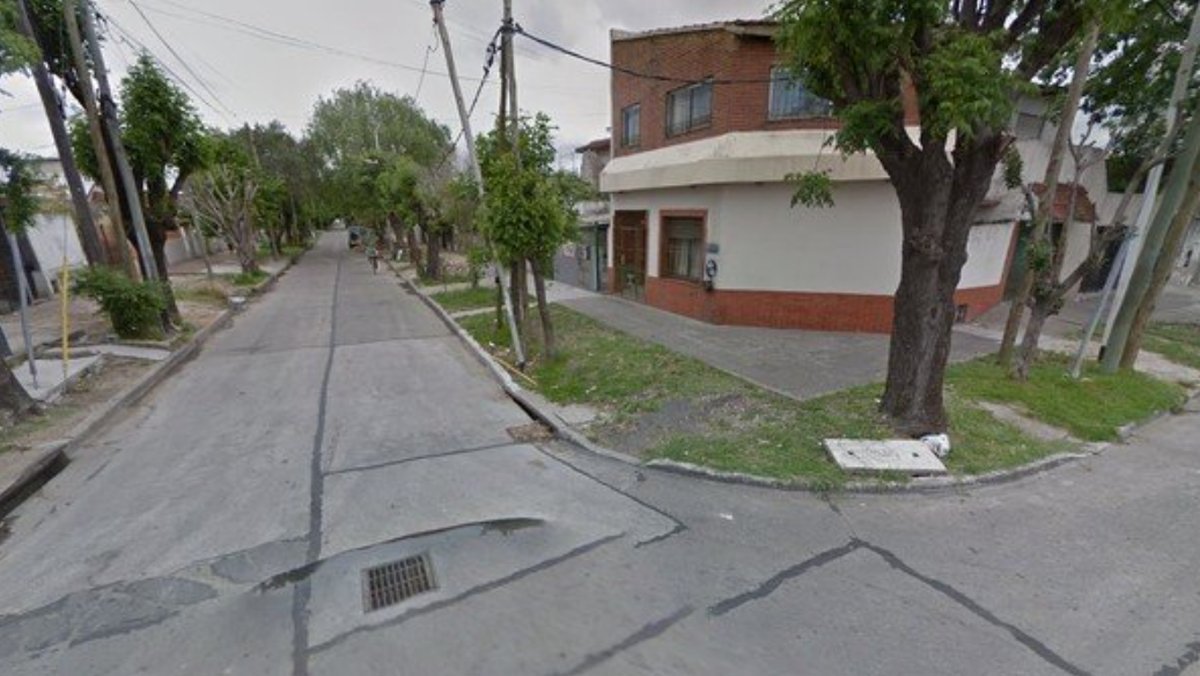 Un polic&iacute;a federal mat&oacute; a un delincuente e hiri&oacute; a otro en San Justo.