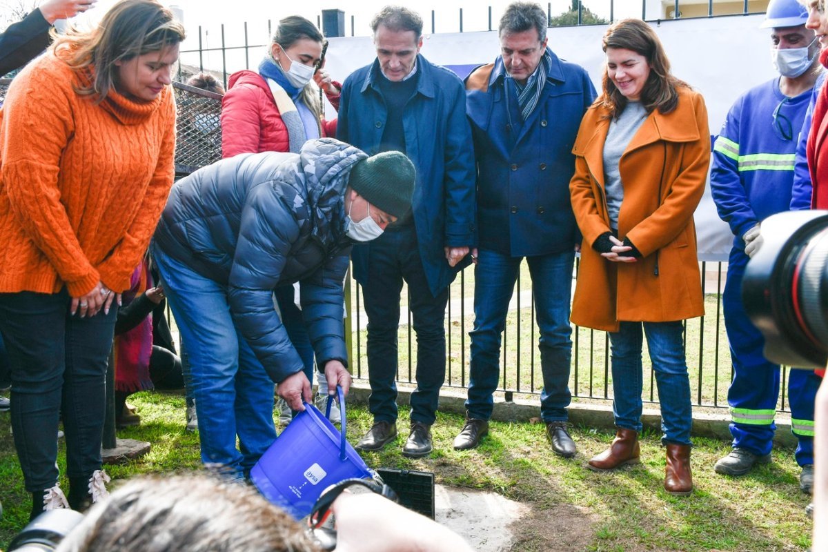 Puesta en funcionamiento del servicio en Moreno.