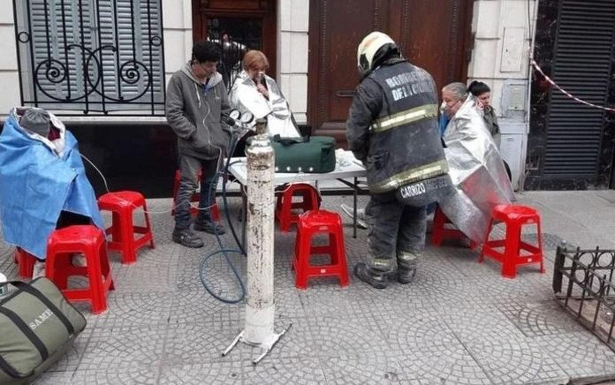 &nbsp;Escape de mon&oacute;xido de carbono en un edificio de la Ciudad.