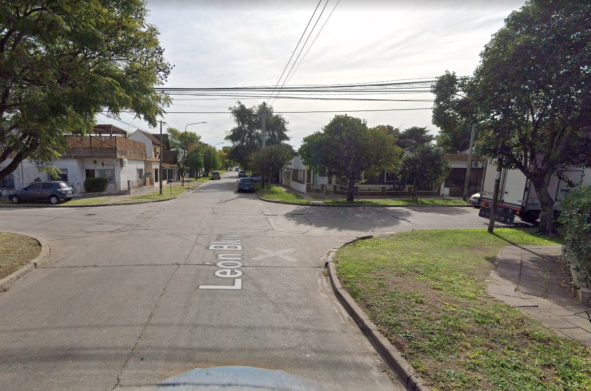 El kiosquero fue herido de bala en una pierna en el partido de Ituzaing&oacute;.