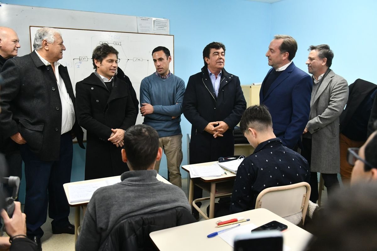 El gobernador de la Provincia y el intendente de La Matanza en el instituto.