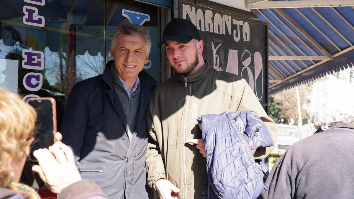 Visita inesperada de Mauricio Macri a Ituzaing&oacute;.