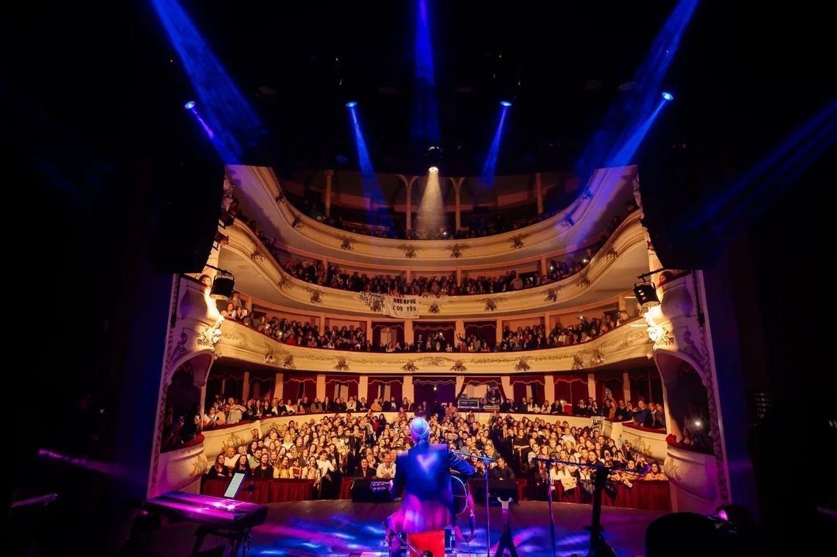 Manuel Wirzt en el Teatro Municipal "Rafael De Aguiar".
