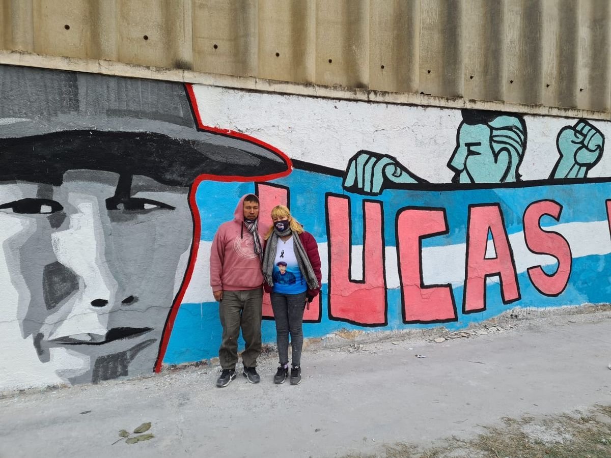 Los padres de Lucas Ver&oacute;n.