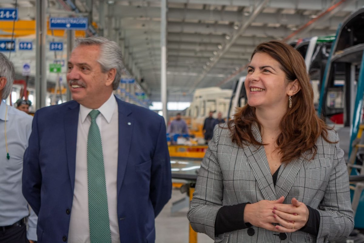 El Presidente de la Naci&oacute;n, Alberto Fern&aacute;ndez, junto con la intendenta de Moreno, Mariel Fern&aacute;ndez en la Expo Industria de Moreno.