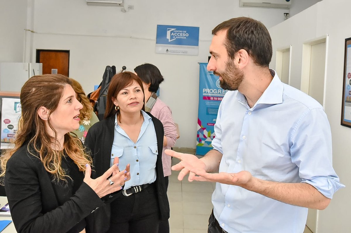 El intendente de Hurlingham en el Centro de Acceso a la Justicia.